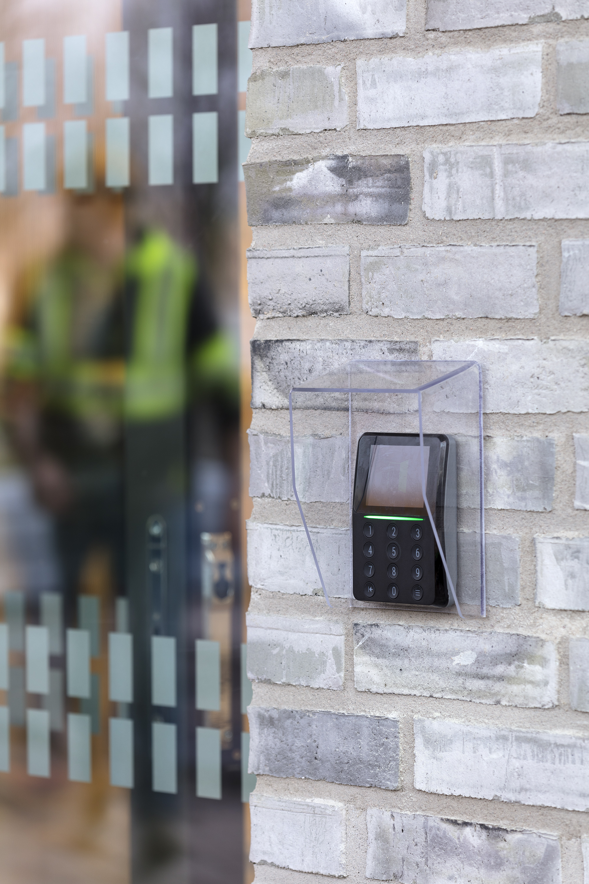 EXRead SCR-SD G2 OSDP™ keypad + screen EXRead SCR-SD G2 OSDP™ keypad + screen