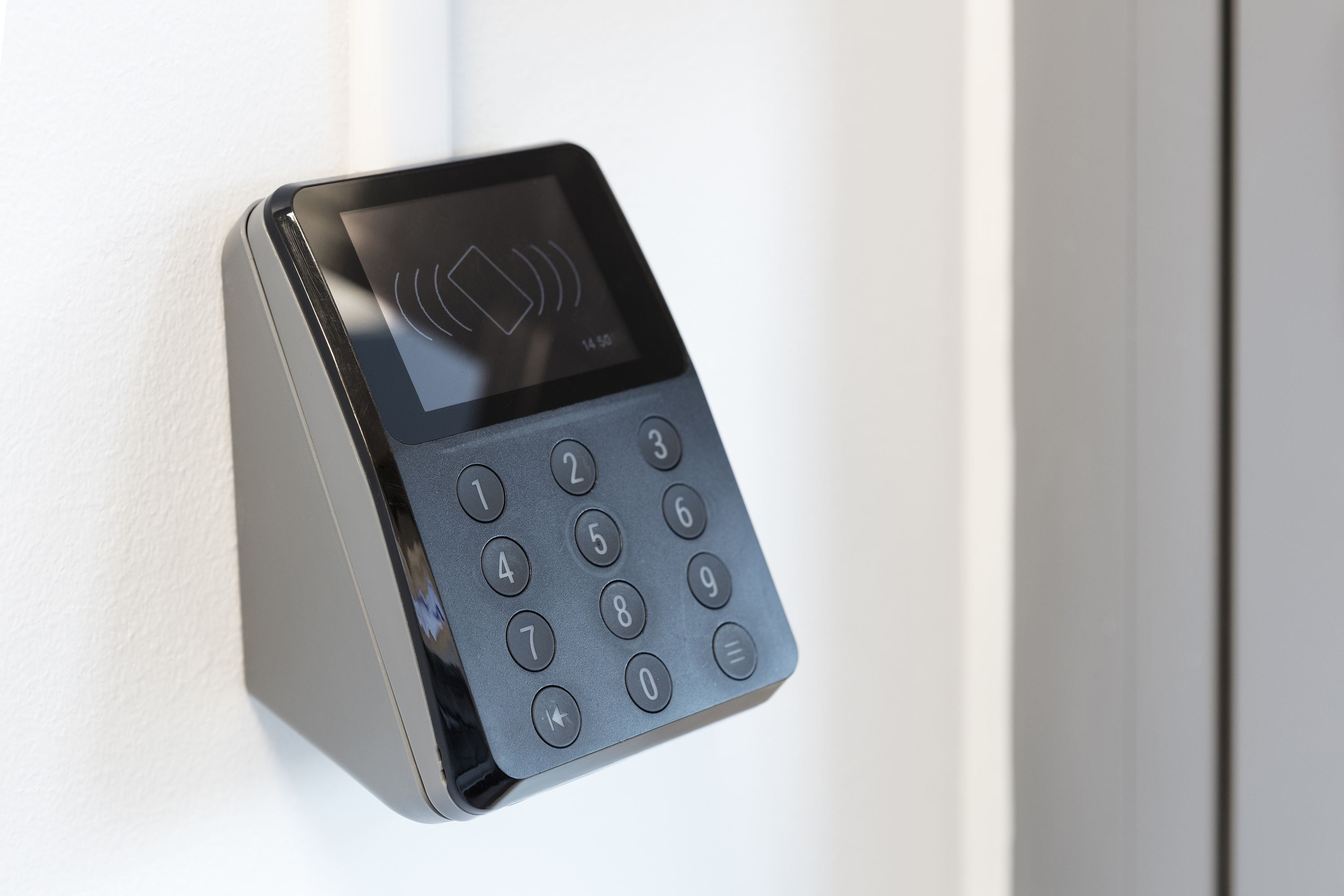 EXRead SCR-SD G2 OSDP™ keypad + screen EXRead SCR-SD G2 OSDP™ keypad + screen